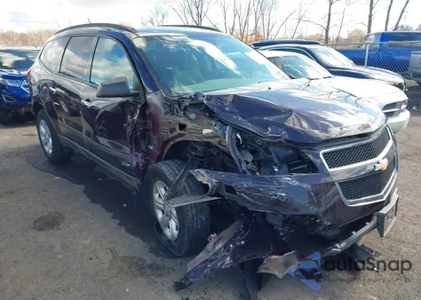 2010 Chevrolet Traverse Ls z USA, uszkodzony, nr VIN 1GNLREEDXAS128853